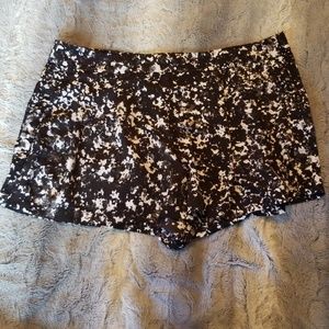 Size 14 women's shorts